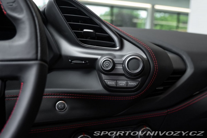 Ferrari 488 GTB TOP/Nájezd 117km! 1800