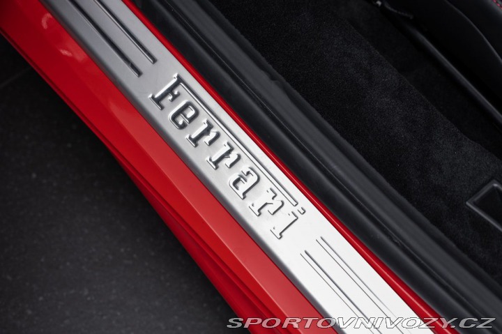 Ferrari 488 GTB TOP/Nájezd 117km! 1800