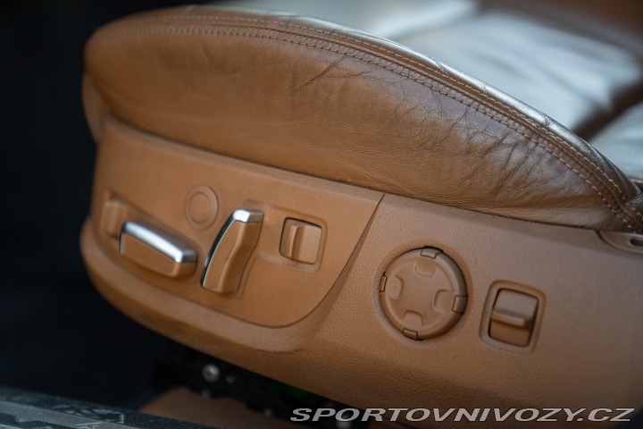 Audi Ostatní modely A8 L W12 2004