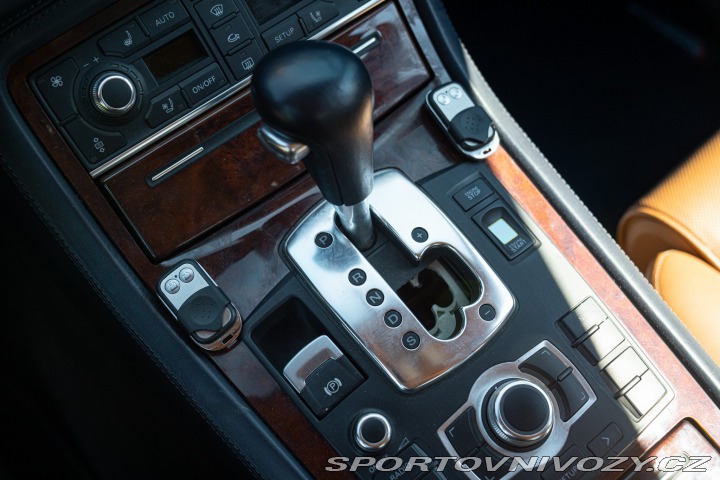 Audi Ostatní modely A8 L W12 2004
