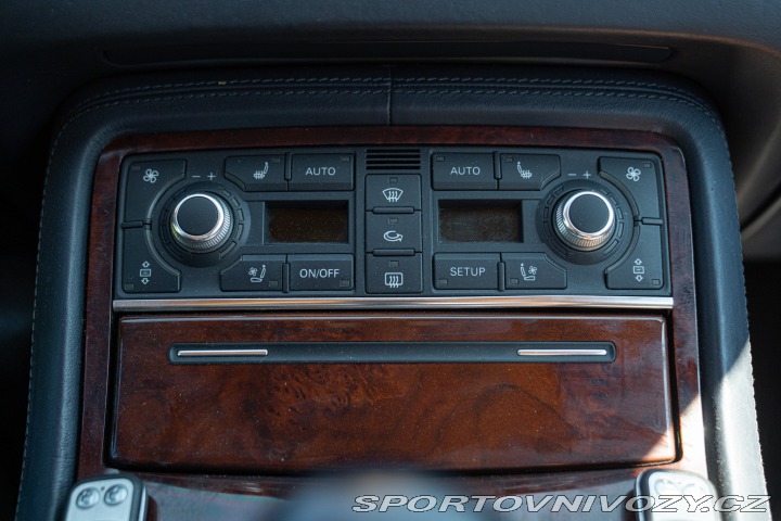 Audi Ostatní modely A8 L W12 2004