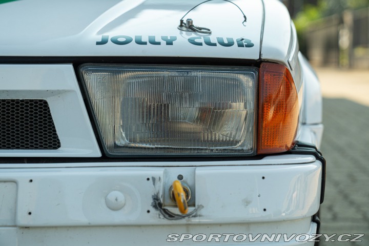 Alfa Romeo Ostatní modely 75 3.0 V6 1988
