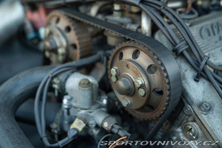 Alfa Romeo Ostatní modely 75 3.0 V6 1988