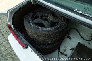 Alfa Romeo Ostatní modely 75 3.0 V6 1988