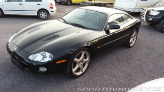Jaguar XKR 
