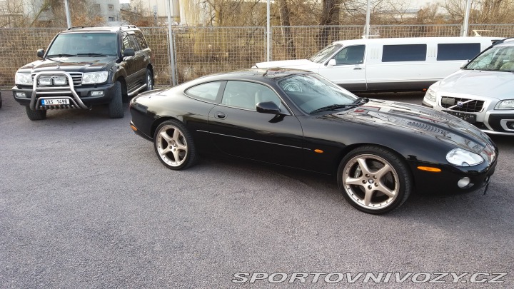 Jaguar XKR 2001