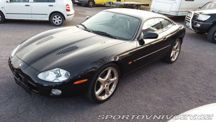 Jaguar XKR 2001
