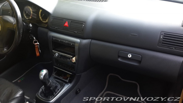 Škoda Octavia RS 1.8 T RS 132kW žlutá, ČR 2003