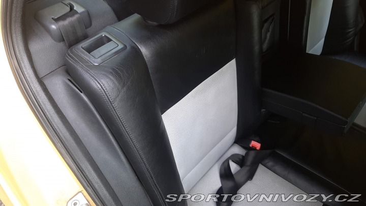 Škoda Octavia RS 1.8 T RS 132kW žlutá, ČR 2003