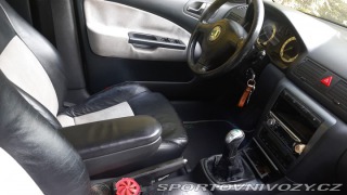 Škoda Octavia RS 1.8 T RS 132kW žlutá, ČR 2003