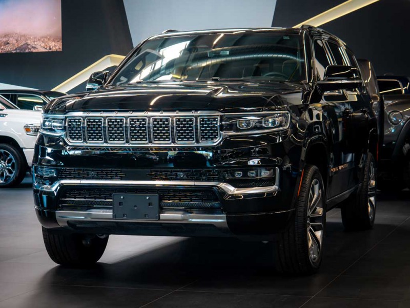 Ostatní značky Ostatní modely Jeep Grand Wagoneer 6.4 V8 Series III Noční v