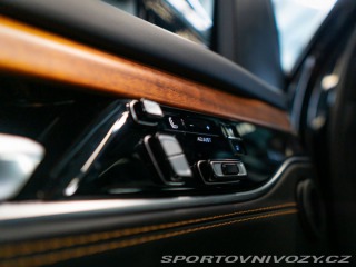 Ostatní značky Ostatní modely Jeep Grand Wagoneer 6.4 V8 Series III Noční v 2024