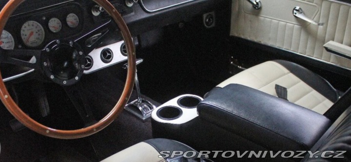 Ford Mustang 4,7 v8 1966