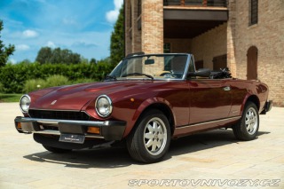 Fiat Ostatní modely 124 Pininfarina Spidereuropa 1985