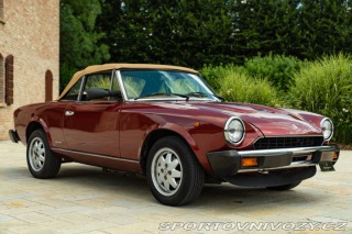 Fiat Ostatní modely 124 Pininfarina Spidereuropa 1985
