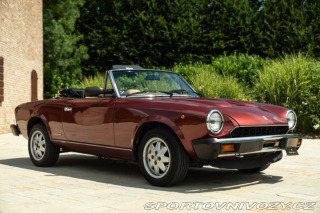 Fiat Ostatní modely 124 Pininfarina Spidereuropa 1985