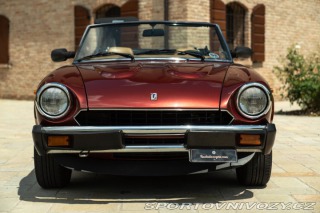 Fiat Ostatní modely 124 Pininfarina Spidereuropa 1985