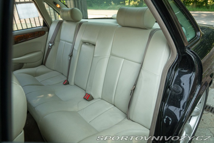 Jaguar XJR 2003