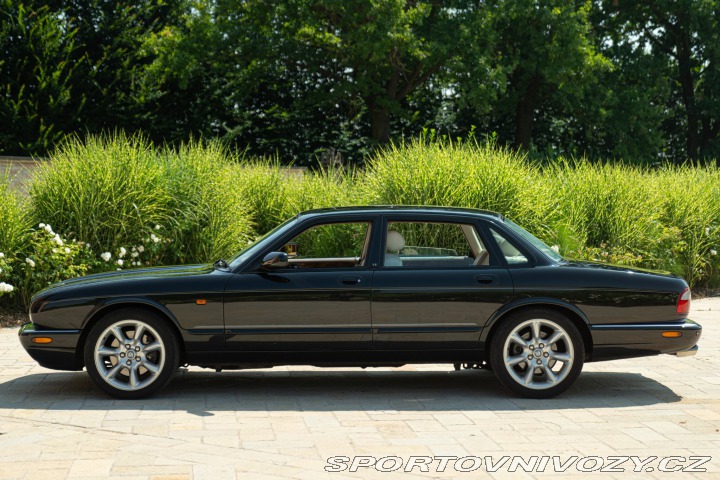 Jaguar XJR 2003