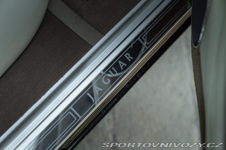 Jaguar XJR 2003