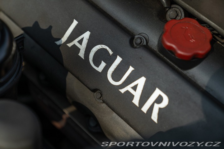 Jaguar XJR 2003
