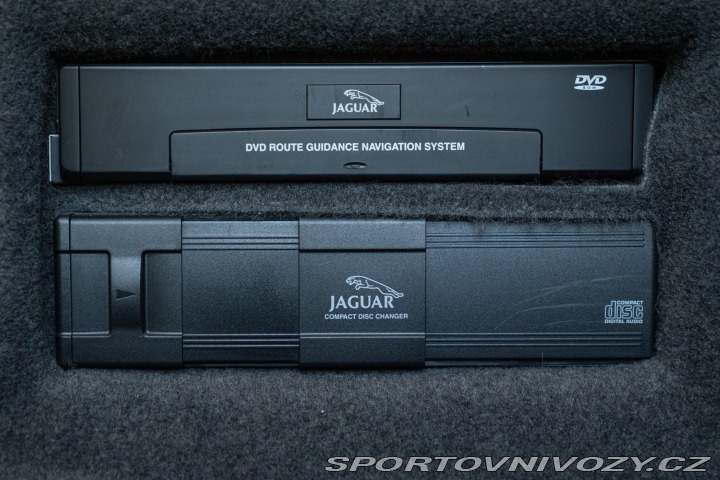 Jaguar XJR 2003