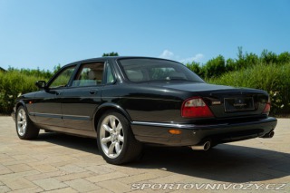 Jaguar XJR  2003