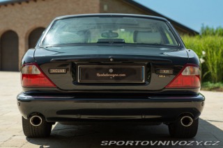 Jaguar XJR  2003
