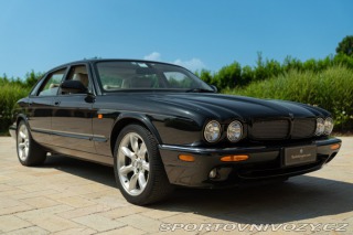 Jaguar XJR  2003