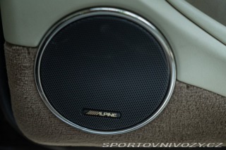 Jaguar XJR  2003