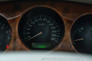 Jaguar XJR  2003