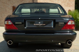 Jaguar XJR  2003