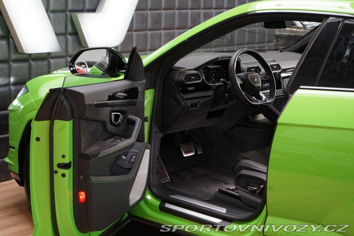 Lamborghini Urus S 490kW B&O Masáž 23& 2023