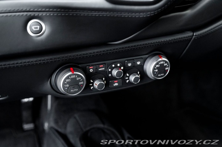 Ferrari 488 GTB Coupé DCT F1/Lift/Kam 1800