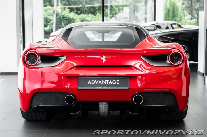 Ferrari 488 GTB Coupé DCT F1/Lift/Kam 2016