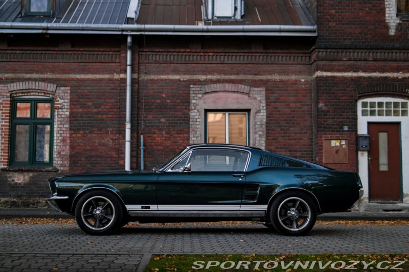 Ford Mustang GT