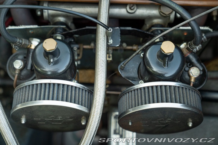Ostatní značky Ostatní modely Elva COURIER MKII 1960