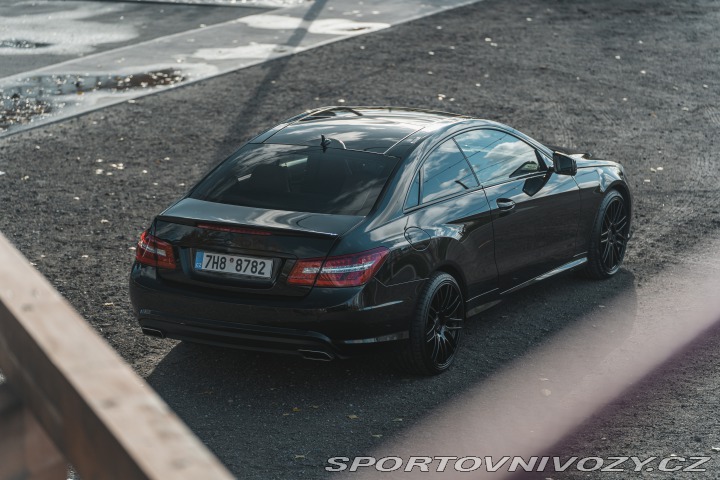 Mercedes-Benz E 500 coupé 2010