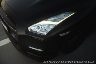 Nissan GT-R  2015