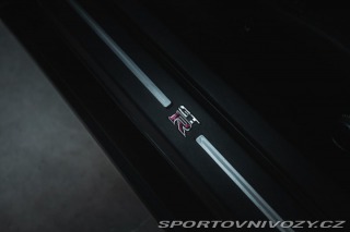 Nissan GT-R  2015