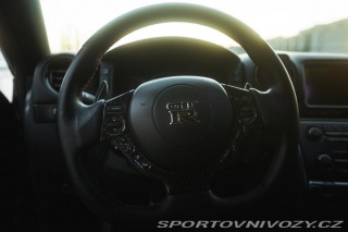 Nissan GT-R  2015