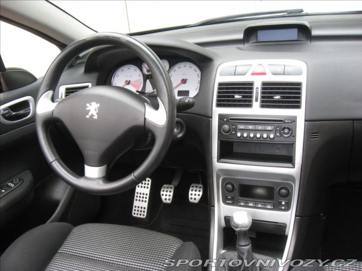 Peugeot 307 CC 1,6 109PS  C-C Dynamique 2006