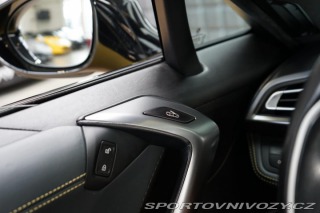 BMW i8 Protonic Frozen Yellow La 2017