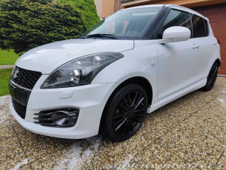 Suzuki Swift Sport ZC32S