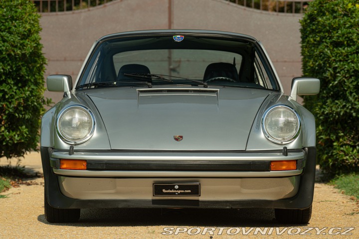 Porsche 911 930 (911) 3.0 TURBO 1975