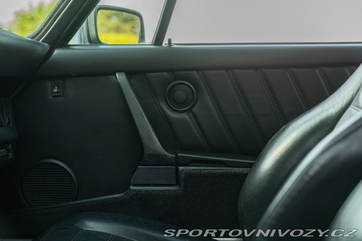 Porsche 911 930 (911) 3.0 TURBO 1975