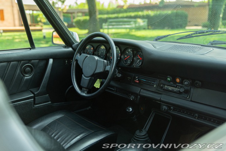 Porsche 911 930 (911) 3.0 TURBO 1975