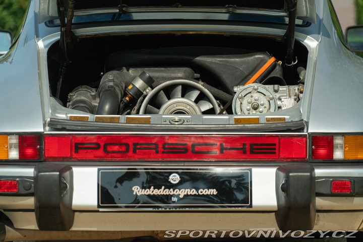 Porsche 911 930 (911) 3.0 TURBO 1975
