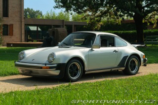 Porsche 911 930 (911) 3.0 TURBO 1975