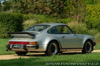 Porsche 911 930 (911) 3.0 TURBO 1975